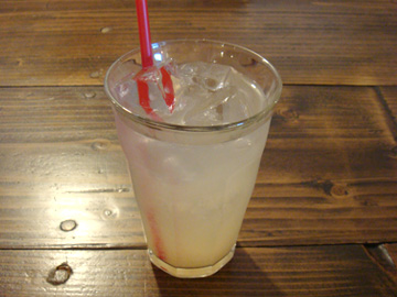 函館 大手町 ハルジョオン・ヒメジョオン 梨のジュース