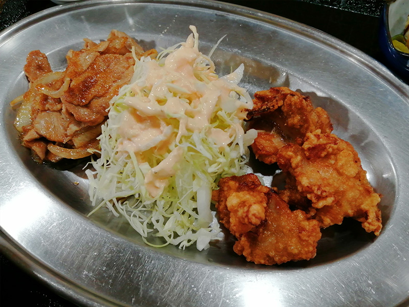 すきやきセンター　本日のランチ　生姜焼＆鶏唐