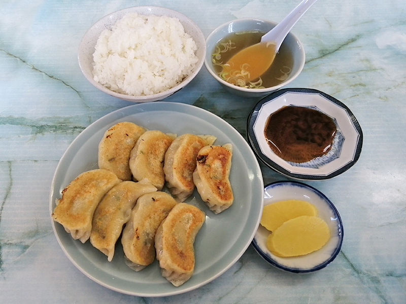 中和廊 餃子 ライス