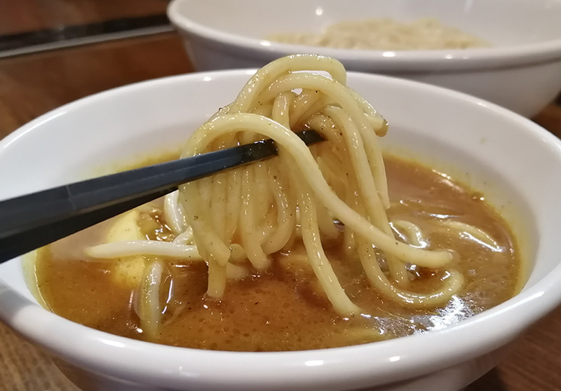 しくぅはっく　カレーつけ麺　麺